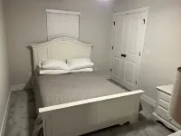 Gulley Grove Game Day - 10 minute drive to U of A/Downtown3 beds ~ 2.5 baths Hotels near University of Arkansas