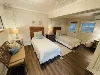 Spectacular 5-Star on the creek home, 6 cards and Golf Cart with full week stay
