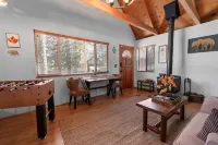 Family! FirePit! Pets! Foosball! BBQ! Wi-Fi! Patio! CableTV! Romantic! Hotels in Sugarloaf