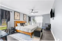 Adventure Coast: 2br-2ba, Near Springs, Beach, Hot Tub