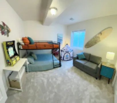 Stunning Brand New Lakefront Home on Lake Michigan w/ Hot Tub & 5 Bedrooms