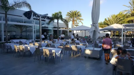 Luxury 2 bedroom 2 bathroom aprtment 200 meteres from the sea on 5 star complex#