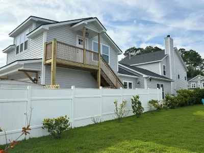 NEW! Convenient & central location to HHI, Sav & Beaufort. Hotels near Publix Super Market at Buckwalter Place