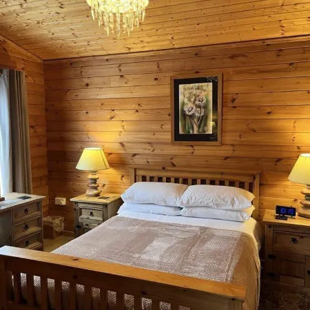 Cherry Lodge, Cedar Springs, Self Catering Log Cabin, Heacham,Close to the Beach