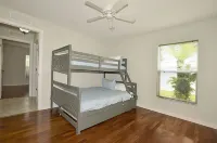 Newly Furnished, Solar Heated Pool, Game Room, 10 Mins from Beach