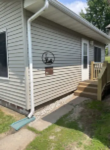 Loon Cabin at Pelican Lake