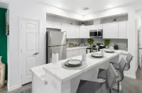 Contemporary-3 Bedroom-Rooftop in the Heart of Downtown Conroe