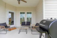 Modern Comfort in a Cozy Retreat