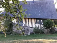 Gîte "La Maison des Amis" between sea and countryside
