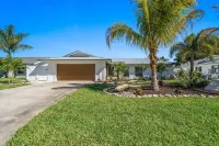 Fabulous Pool! ~ Game Room ~ Putt Putt Golf ~ Car Charger ~ Late Summer Specials Publix Super Market at Bradenton Commons附近的飯店