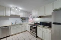 Close to Ulm & Meta, Pet Friendly, Fiber Internet, Carport!