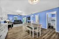 Welcome to simple comfort a like new family friendly home Full of accommodation