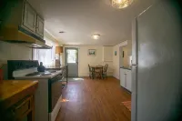 Cozy renovated barn apartment on first floor