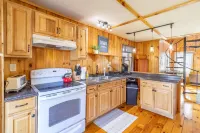 Cozy Cabin by the Creek - 7 Miles from Acadia National Park!