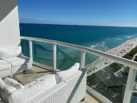 Stunning ocean view full service living on Miami Beach @ The Akoya