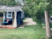 Couples Getaway on Lake Huron 2 miles south of the quaint town of Lexington