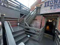 Western-Themed 2-Bedroom Hideout for Outlaws 204-2 Hotels near Fig & Sparrow