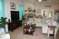 Modern home - quiet neighborhood