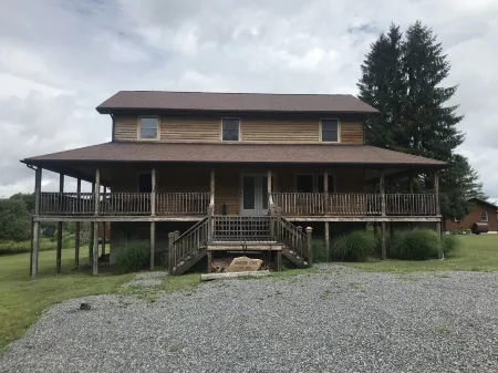 Horseshoe Lodge Canaan Valley Отели рядом с достопримечательностью «Парк штата Блэкуотер Фолс»