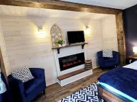 Historic Cozy Apartment 1 Bedroom In Peaceful Boonville Hotels in Cooper County