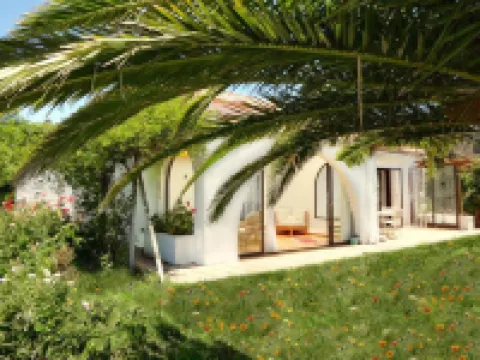 Großzüg. House with panoramic views of sea, mountains & valley + optional apartment