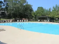 Beautiful, renovated ,clean 2BD,2BA condo in Pinehurst, Pool, Wifi , Cable etc Hotels in Pinehurst