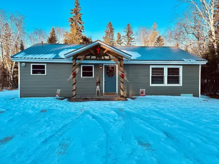 Newly Renovated, perfectly located and fully equiped.