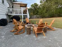 BIG OAK LODGE- 3.5 miles to lake & Chester Frost Park, boats & trailers welcome