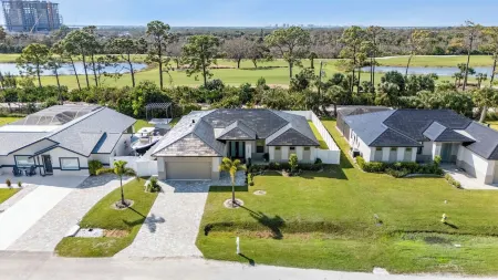 Modern Oasis Estero Bay - a serene retreat for the ultimate vacation experience