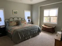 4bd 4ba spacious home w/hot tub, pool table, firepit, Pet Friendly