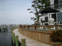 Gorgeous Waterfront Home with Spectacular Views! Book Your Getaway Now!