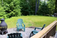 Waterville Estates! Private and peaceful yard, Sleeps 8, 3Br/2Ba, Fire Pit, Deck
