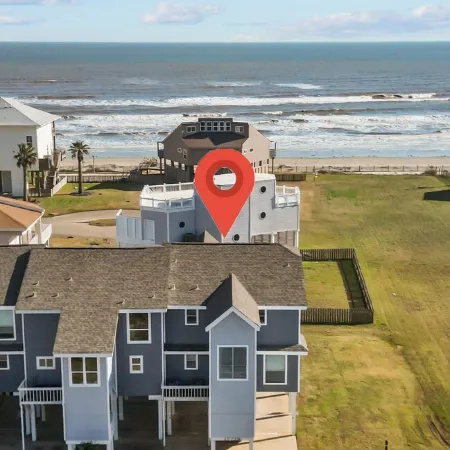 Unobstructed Ocean Views!  Walk to the Beach! King Bed. Pets. Nema 14-50 Outlet!