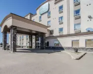 Quality Inn & Suites Hotels in Clairmont