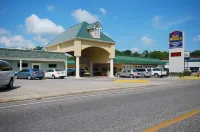 Best Western Forest Inn - parking