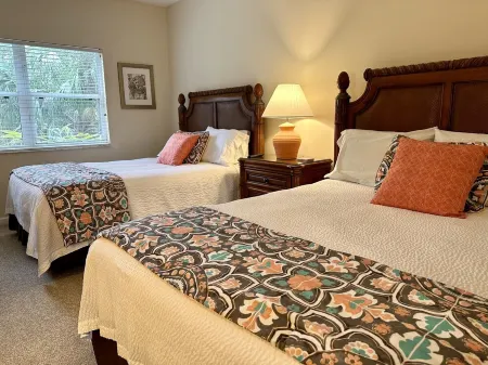 PEACEFUL PGA VILLAGE CONDO