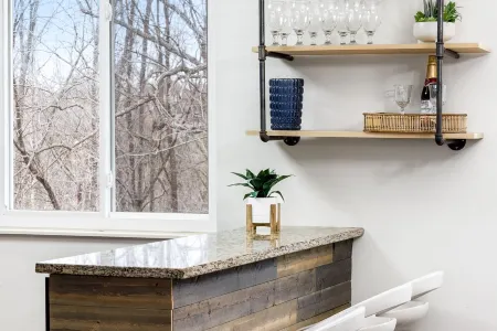 12 Guest/Top Area /Families/Park