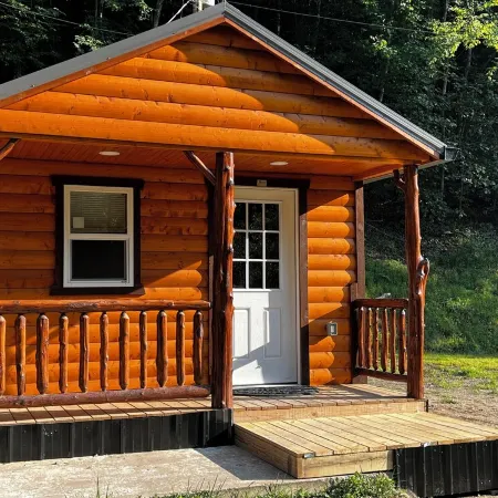 Rustic Retreat at Backwoods Bungalow – Secluded Cabin with Modern Comforts