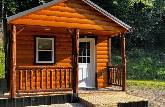 質樸隱居 荒野小屋 僻靜小木屋，配備現代舒適設施