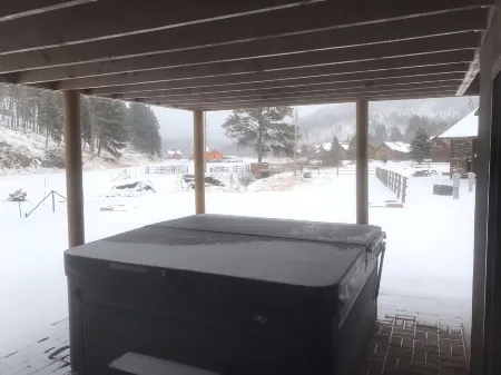 The McCaskell Cabin- Nestled out in the countryside.