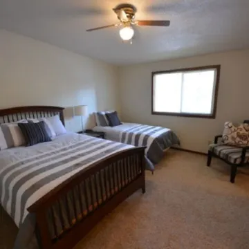 Black Hills Cabin Located Off The Beaten Path Perfect For Some R&R at Miners!