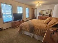 5 Bedroom Ski, Golf, Relax Country Club Home. Pet Friendly. Easy Access. - piscina