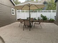 Lakefront Home on Metcalf Bay, Sunset Views, Private Beach and deep Water Dock - Beach