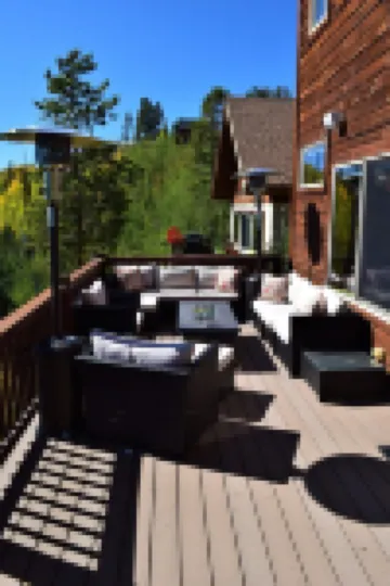 Stunning Lake & Mountain Views + Walk to Town + XL Hot Tub!