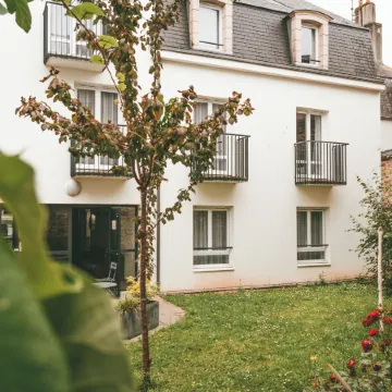 Terres de France - Appart'Hotel Quimper Bretagne