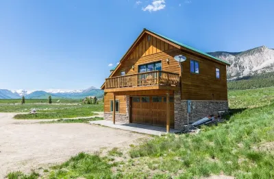 Family Friendly - On Ten Acres 3 Miles to Town - Stunning Views and Country Feel Hotels near Kebler Pass