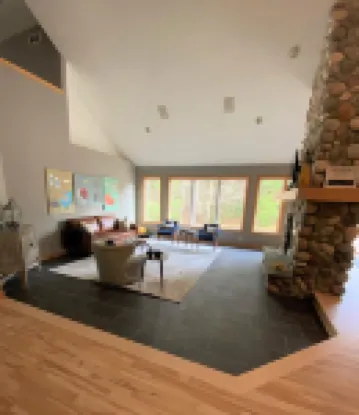 Luxury Getaway. 5 Br, 3BA, 3500 sq. Ft., 2 Acres. Sleeps16.