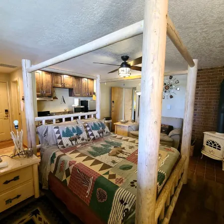 Brian Head Village Escape 4/3 with Ski Slope Views Across from the Lift Unit J-2