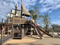 NEW RESORT-STYLE POOL, CUTE HOUSE, 88 STEPS TO SAND!