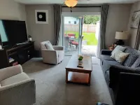 Comfortable Home in Midtown!